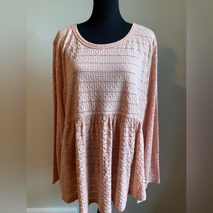 Pale pink/peach long sleeved top